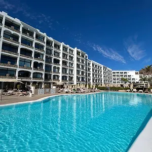 https://bh-cura-marina-2-aprt-0009-con-terraza.in-canary-islands.com
